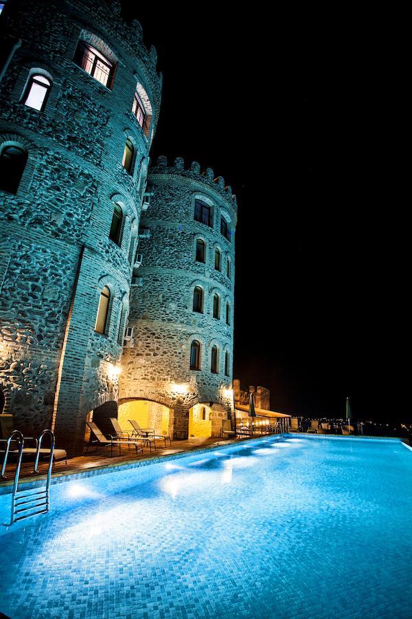 Royal Batoni Hotel Kvareli Exterior photo